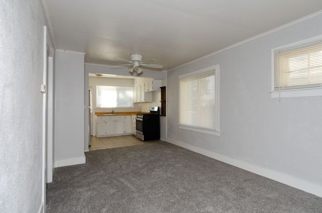 44 W End - Large living room | Image 18