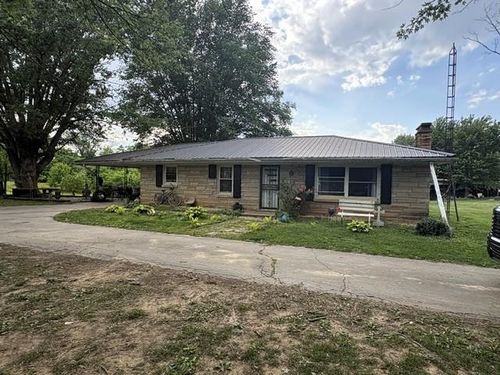1959 Ray Houchin Rd, Smiths Grove, KY, 42171-9005 | Card Image