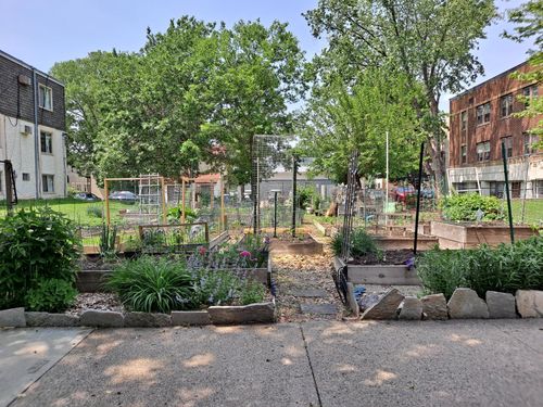 3228 Garfield Ave, Minneapolis, MN, 55408-3630 | Card Image