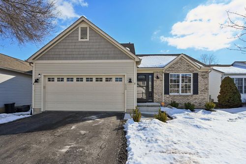 2300 Maribeth Pl, Grove City, OH, 43123-4720 | Card Image