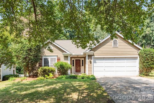 10333 Danesway Ln, Cornelius, NC, 28031-9192 | Card Image