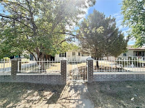 1738 Verbena St, Denver, CO, 80220-2137 | Card Image