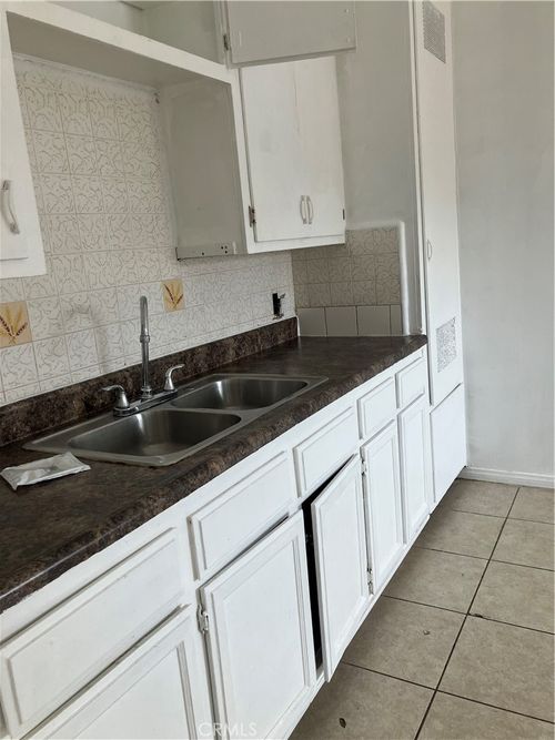 apt-d-5541 Linden Ave, Long Beach, CA, 90805-5477 | Card Image