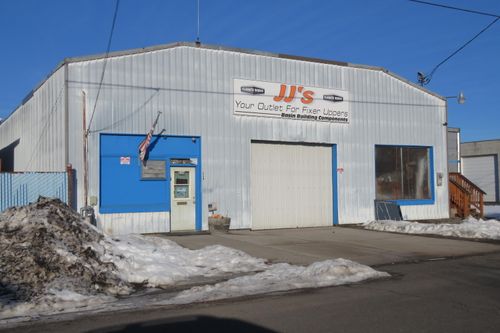 534 Market St, Klamath Falls, OR, 97601-6251 | Card Image