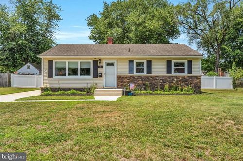 15 Radnor Blvd, MARLTON, NJ, 08053-2326 | Card Image