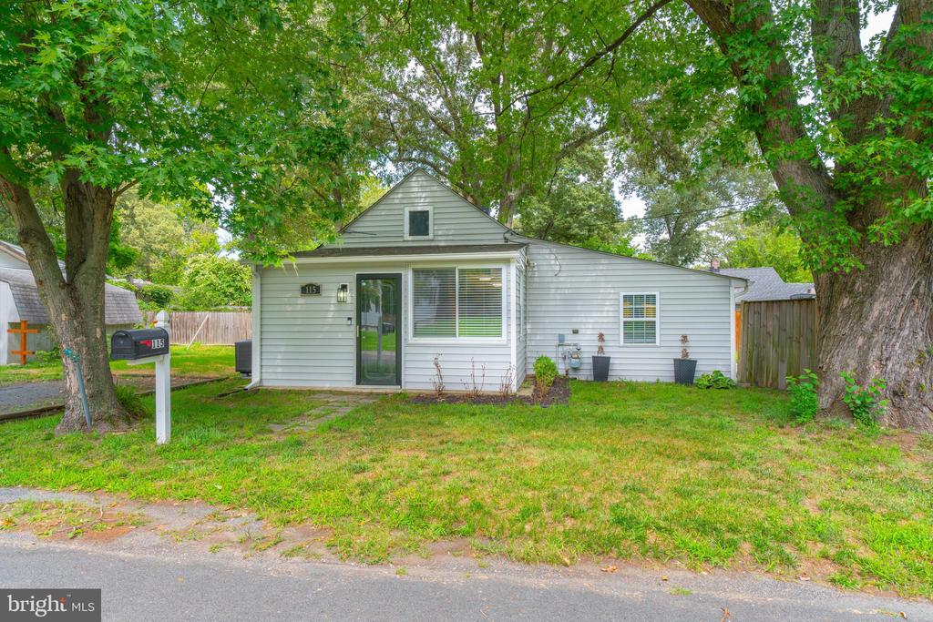 Magnolia Ave, Pasadena, MD 21122