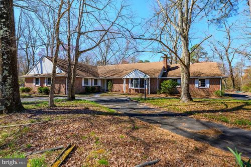 425 Stokes Rd, Shamong, NJ, 08088-8924 | Card Image