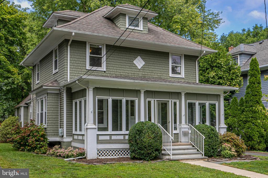 Franklin Ave, Pennington, NJ 08534