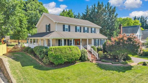 1510 Ashley Dr, Salem, VA, 24153-4666 | Card Image