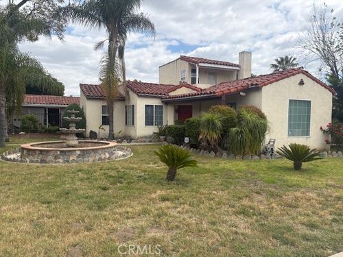 2196 N Orange Grove Ave, Pomona, CA, 91767-2304 | Card Image