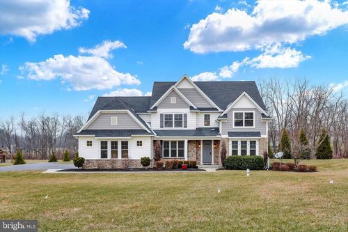 7186 Sterling Rd, HARRISBURG, PA, 17112-8900 | Card Image