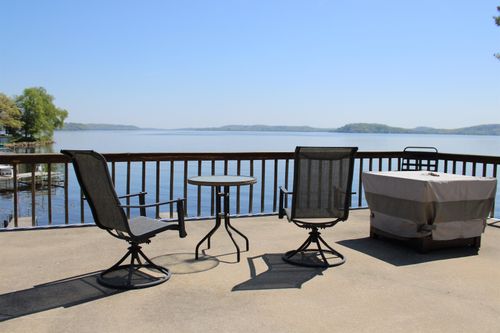 421 River Street, Merrimac, WI, 53561 | Card Image