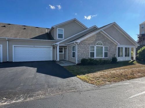 957 Governors Cir, Lancaster, OH, 43130-7740 | Card Image