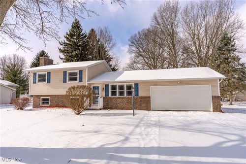 6733 Dale St Nw, Massillon, OH, 44646-1025 | Card Image