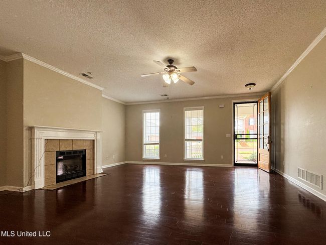 Great room (d) | Image 17