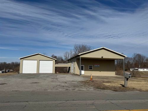 1310 Mcleod Ln, Madisonville, KY, 42431-3539 | Card Image