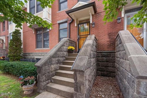 146 High Rock Ave, Saratoga Springs, NY, 12866-2434 | Card Image