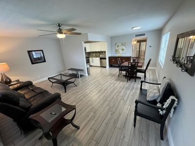 C - 127 Flanders C, Condo with 1 bedrooms, 1 bathrooms and null parking in Delray Beach FL | Image 2