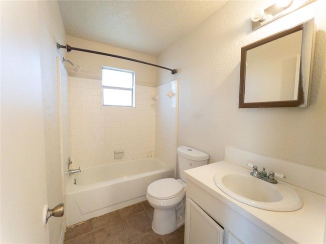 2907 Helmsley Dr, House other with 4 bedrooms, 2 bathrooms and null parking in Pearland TX | Image 20