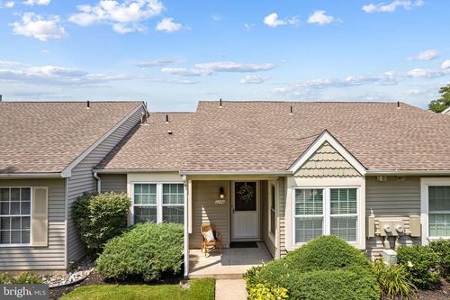 3296 Neils Ct, MOUNT LAUREL, NJ, 08054-1842 | Card Image
