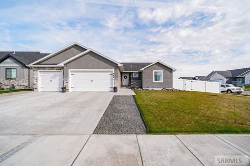 445 Rock Hill Ln, Idaho Falls, ID, 83401-6534 | Card Image