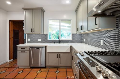 2722 W 146th St, Gardena, CA, 90249-3122 | Card Image