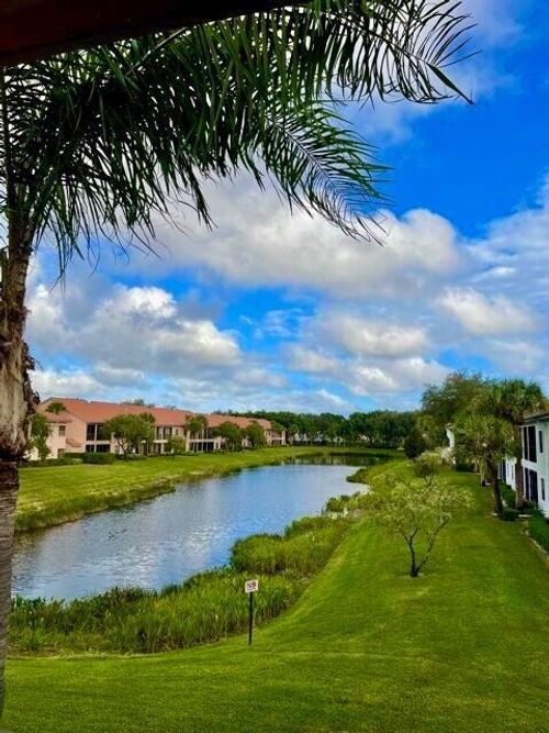 i-5275 Europa Dr, Boynton Beach, FL, 33437-2147 | Card Image