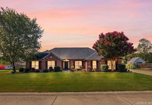 57 Weaver Cir, Vilonia, AR, 72173-9014 | Card Image