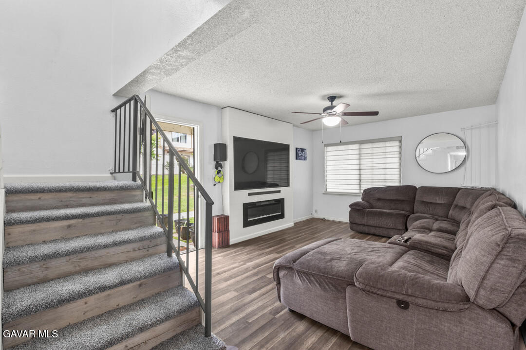 Residential Lease in Sylmar 5