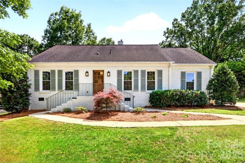 3338 Stocktie Rd, Charlotte, NC, 28210-6475 | Card Image