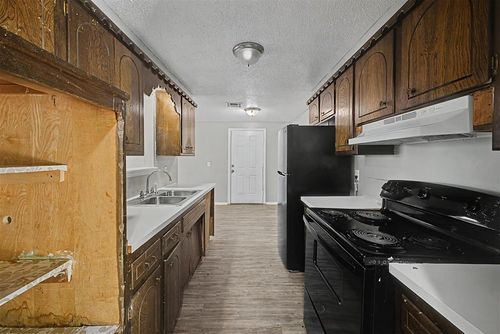 1501 Marydale Ave, Midwest City, OK, 73130-1121 | Card Image