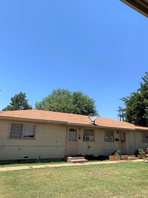 a-3810 22nd Pl, Lubbock, TX, 79410-1138 | Card Image