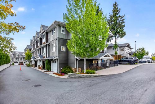 16-9989 240a Street, Maple Ridge, BC, V2W1Z9 | Card Image