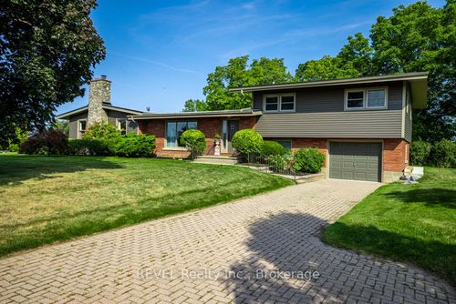 4521 21st St, Vineland Station, ON, L0R2E0 | Card Image