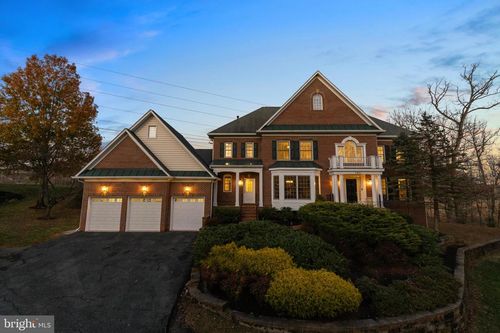 7931 Lakenheath Way, POTOMAC, MD, 20854-2735 | Card Image