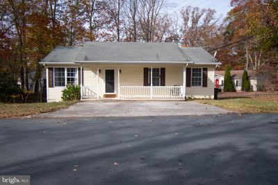 627 Gunsmoke Trail, House other with 3 bedrooms, 2 bathrooms and null parking in LUSBY MD | Image 2