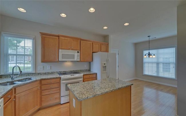 6218 Azalea Way, House other with 2 bedrooms, 2 bathrooms and null parking in Hoschton GA | Image 13