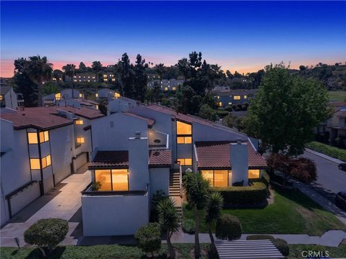 unit-4-7526 Jerez Ct, Carlsbad, CA, 92009-7469 | Card Image