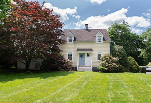 15 N Salem Rd, Ridgefield, CT, 06877-3805 | Card Image