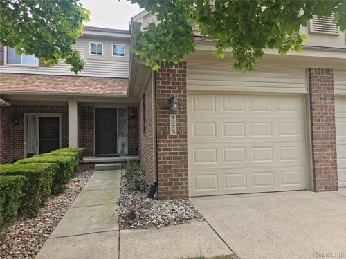 1275 Lilac Lane, Waterford Charter Township, MI, 48327 | Card Image