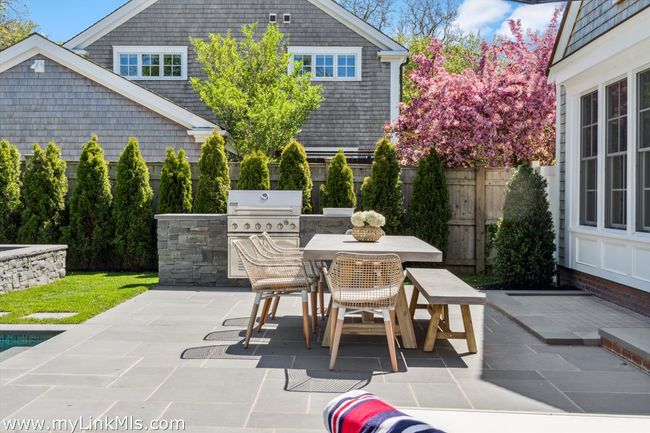 43 Peases Point Way S, House other with 4 bedrooms, 7 bathrooms and null parking in Edgartown MA | Image 12