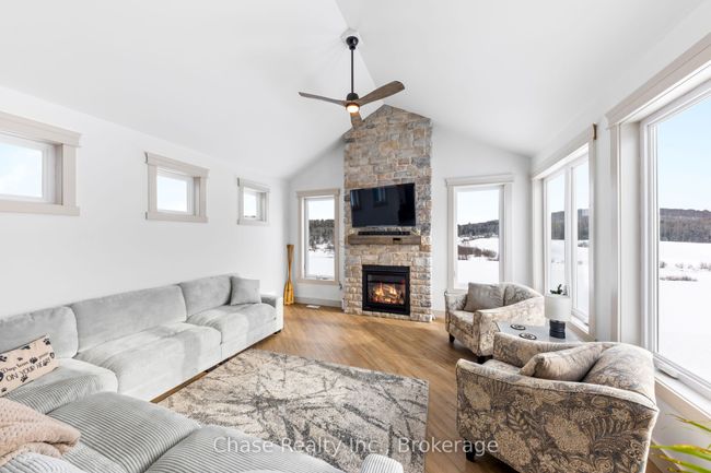 141 3 Mile Lake Rd, House other with 3 bedrooms, 2 bathrooms and 10 parking in Katrine ON | Image 12