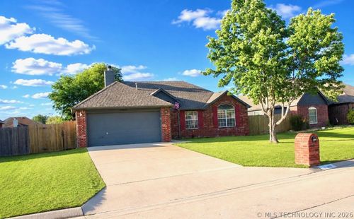19613 39th St, Broken Arrow, OK, 74014-1384 | Card Image