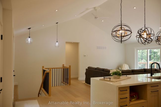 24 Collins Crt, House other with 4 bedrooms, 3 bathrooms and 3 parking in Utterson ON | Image 15