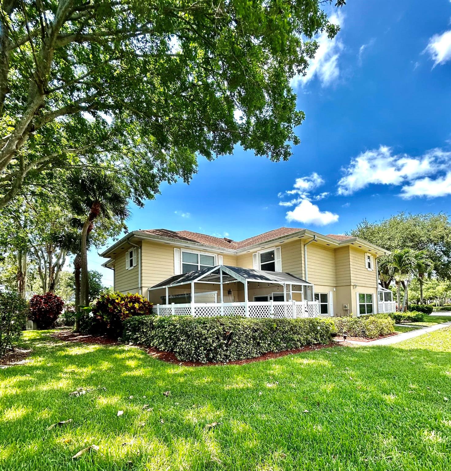Wheatley Ct, Boynton Beach, FL 33436