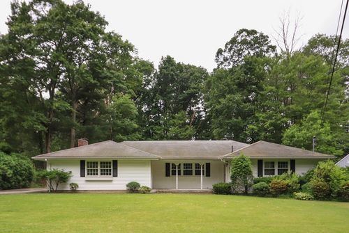 30 Gill Ct, Whitinsville, MA, 01588-1308 | Card Image