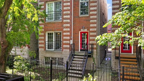 1-1451 Walton St, Chicago, IL, 60642-5537 | Card Image