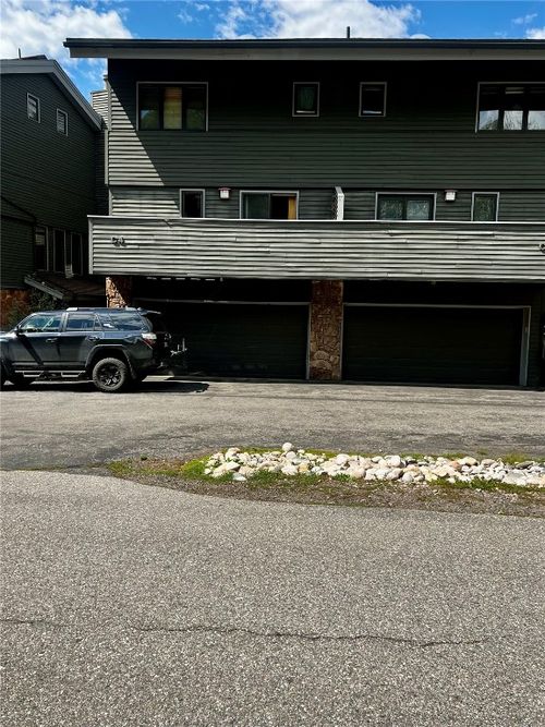 4-1151 Overlook Dr, Steamboat Springs, CO, 80487-9135 | Card Image