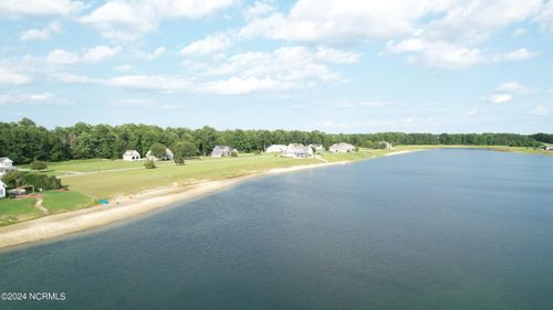 317 Schooner Landing Dr, Edenton, NC, 27932-8846 | Card Image