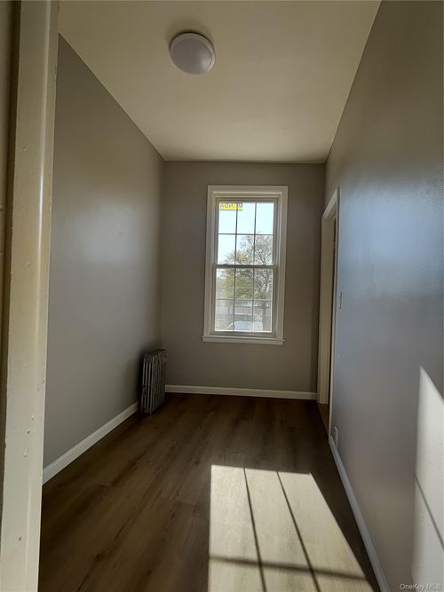 82-31 Woodhaven Blvd, Glendale, NY, 11385-7860 | Card Image